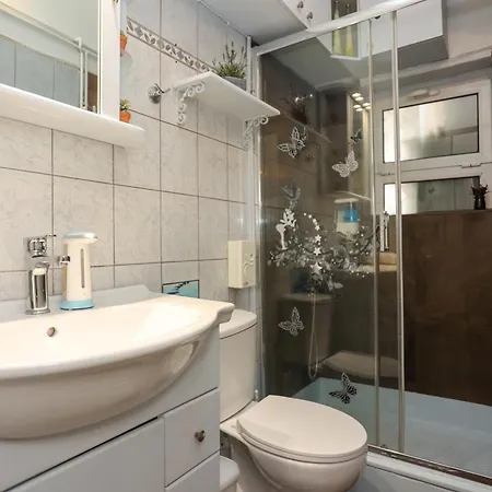 Aphrodite's Ionian Corfu (city)