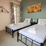 Aphrodite's Ionian Apartman *